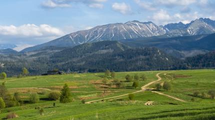Tatry dostępne dla każdego pokolenia – dlaczego jesienny wypoczynek blisko stoków ma sens?